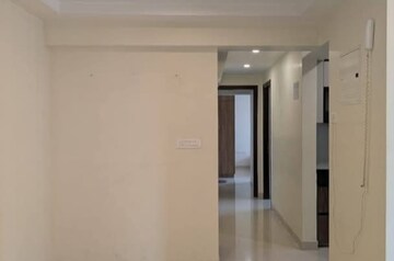 Room in 2 BHK Apartment at Godrej Prime, Chembur – for Rent