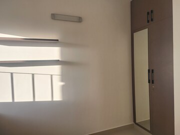 Room in 2 BHK Apartment at Brigade El Dorado, Bagaluru  – for Rent