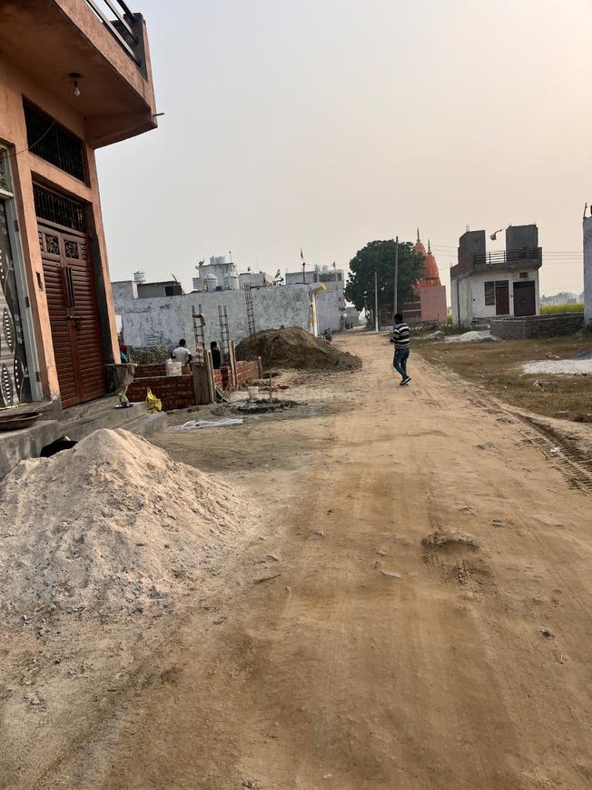 Plot For Sale in Dawar Railway Station Cha