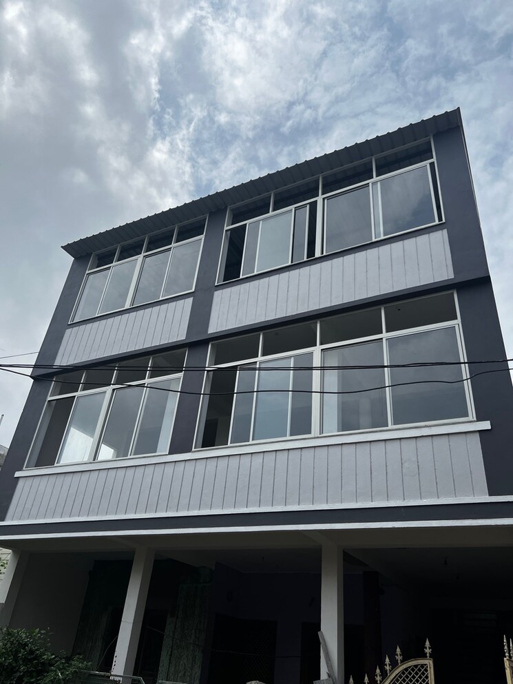 Exterior View, sudama nagar Commercial Showroom 4700 Sq.Ft. In Sudama Nagar Indore 8118955