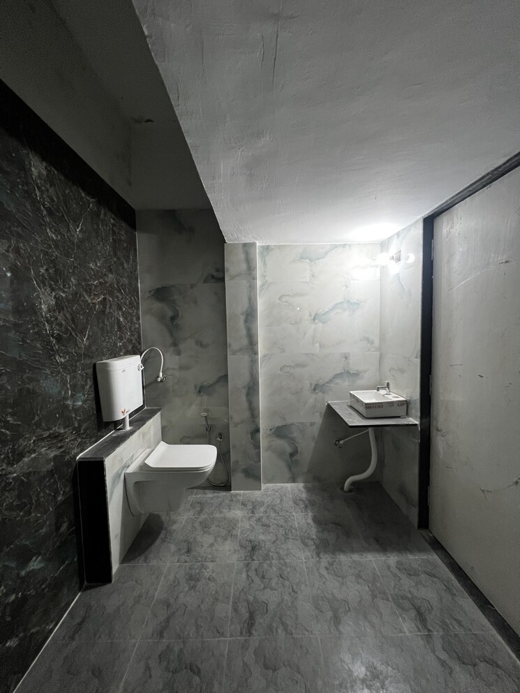 Washroom, sudama nagar Commercial Showroom 4700 Sq.Ft. In Sudama Nagar Indore 8118955