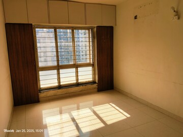 Room in 3 BHK Apartment at Pethkar Samrajya, Kothrud – for Rent