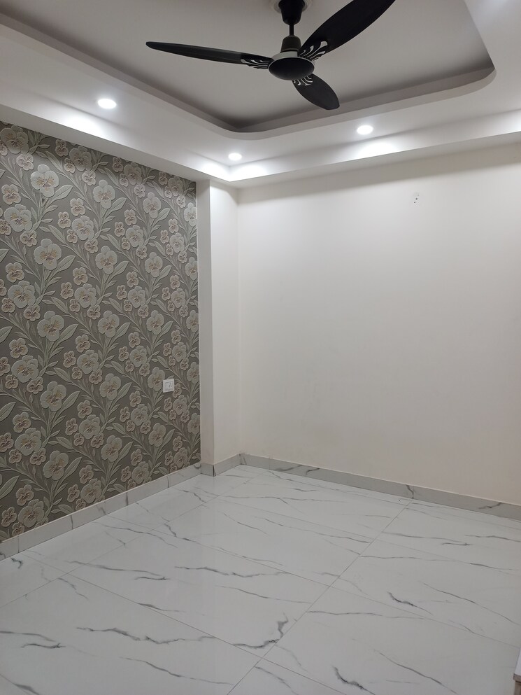 Room, chattarpur 3 Bedroom 1200 Sq.Ft. Builder Floor In Chattarpur Delhi 8119011
