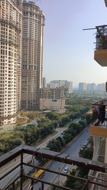 2 BHK Apartment – Exterior View View at Amrapali Silicon City, Sector 76 - for Rent
