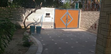  Pg – Entrance View at Sector 37 - for Rent