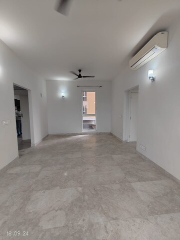 Room in 2 BHK Apartment at Ireo The Corridors, Sector 67a – for Rent