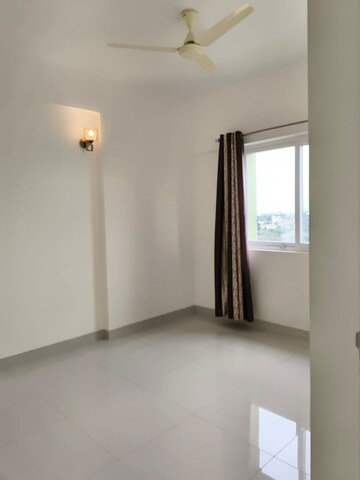 Room in 3 BHK Apartment at Salarpuria Sattva Park Cubix, Devanahalli – for Rent