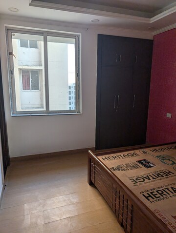 Room in 3 BHK Apartment at Jaypee Green Wish town Klassic, Sector 134 – for Sale