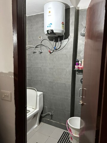 Master Bedroom in 2 BHK Apartment at Jalvayu Towers, Sector 56 – for Rent