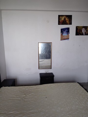 Room in 1 BHK Builder Floor at Sector 127 – for Sale