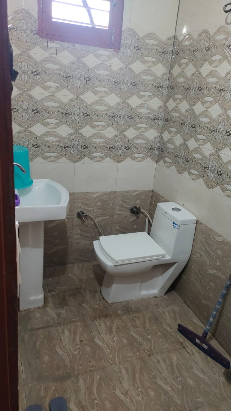 Bathroom, sector 127 1 Bedroom 770 Sq.Ft. Builder Floor In Sector 127 Mohali 8119173