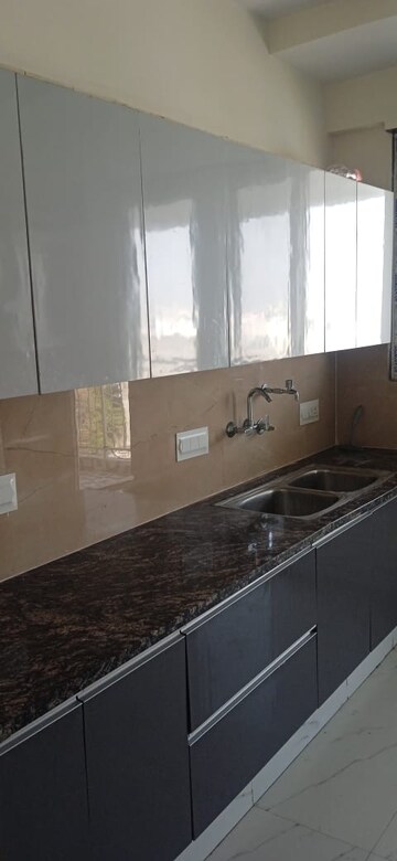 Kitchen in 3.5 BHK Apartment at Ram Shanti Apartment, Sector 52 – for Rent
