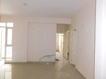 Room in 2 BHK Apartment at Wave Executive Floors, Wave City – for Rent