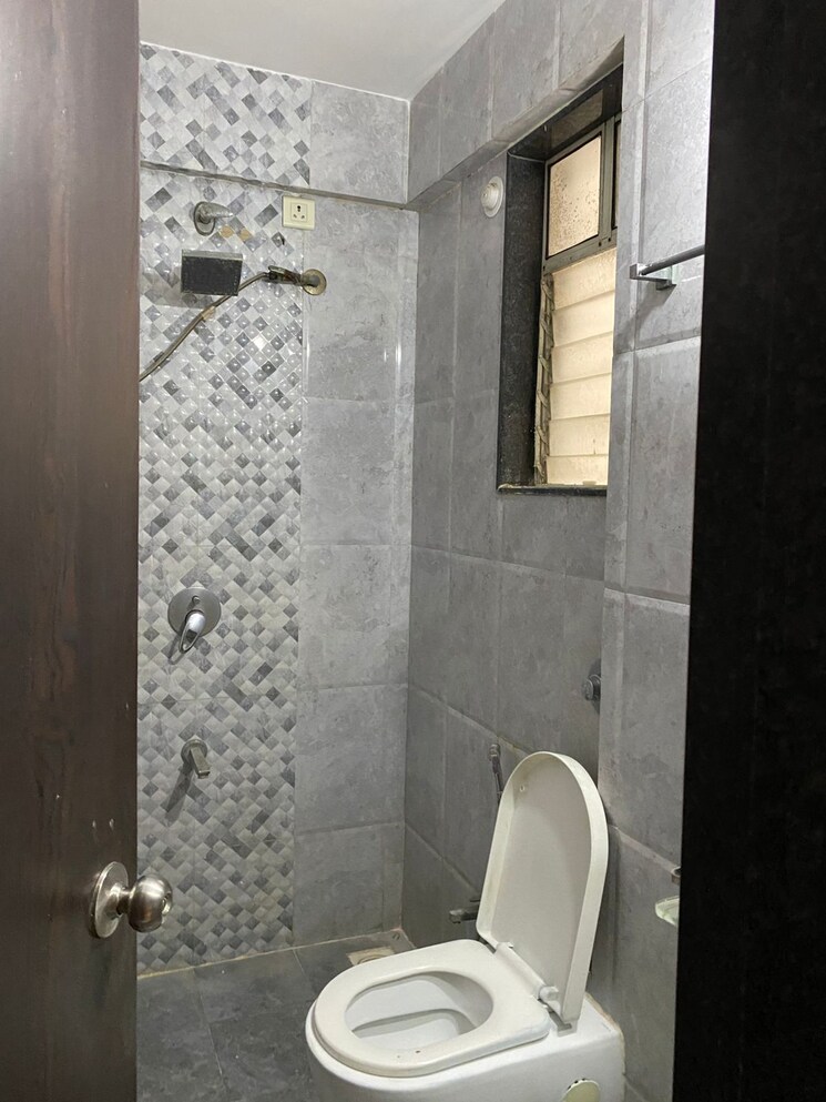 Bathroom, antarkar-and-joshi-ram-indu-park 2 Bedroom 1110 Sq.Ft. Apartment In Baner Pune 8119235