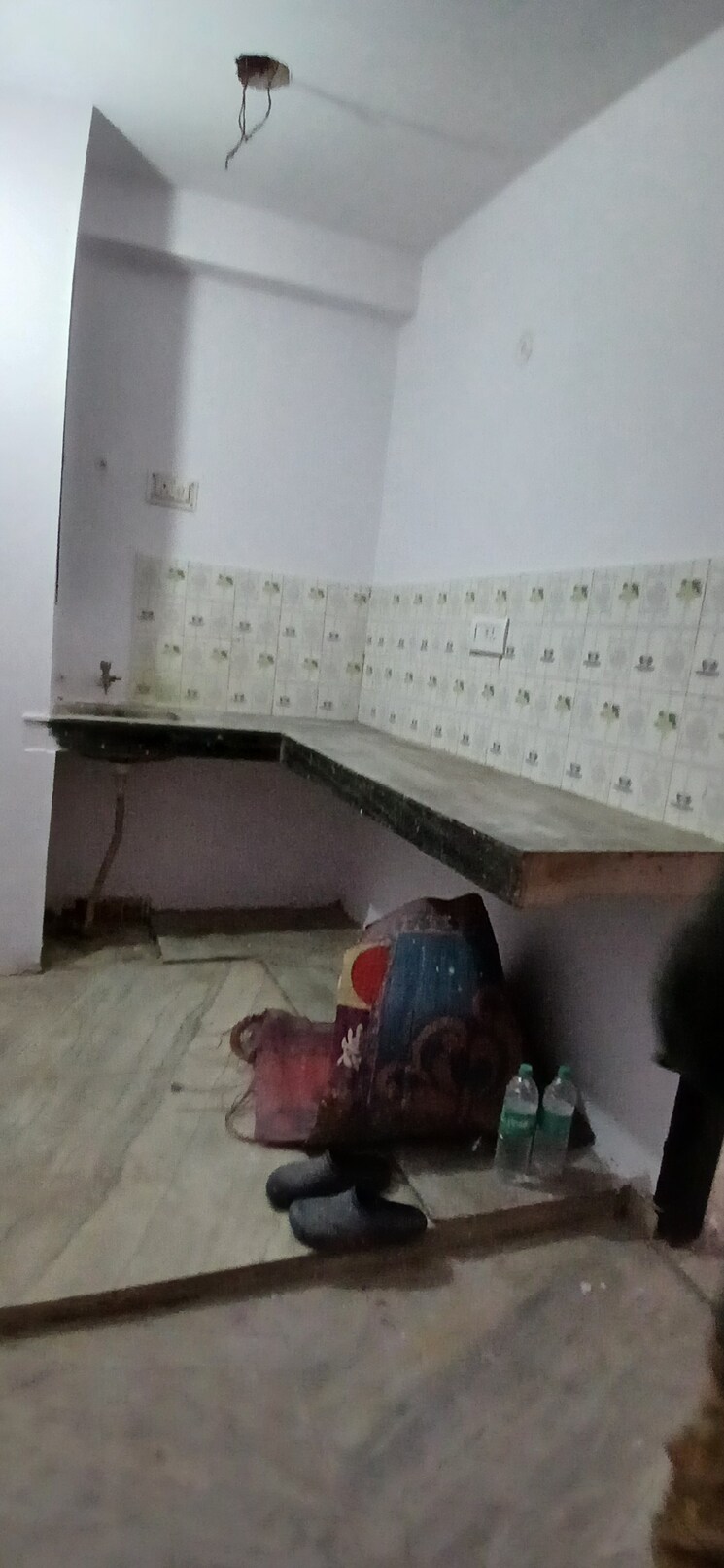 Kitchen, jogabai extension 2 Bedroom 450 Sq.Ft. Apartment In Jogabai Extension Delhi 8119257