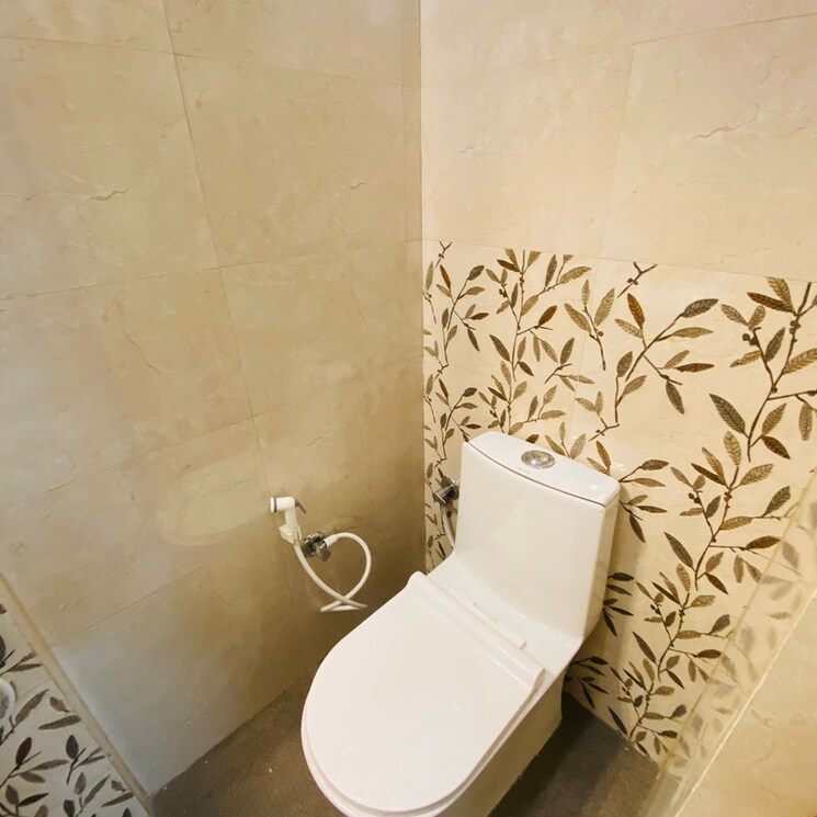 Bathroom, dlf ankur vihar 2 Bedroom 758 Sq.Ft. Builder Floor In Dlf Ankur Vihar Ghaziabad 8119305