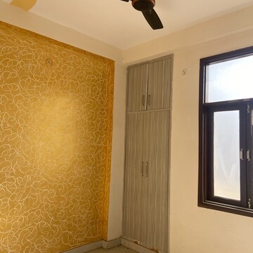 Room in 2 BHK Builder Floor at Dlf Ankur Vihar – for Sale