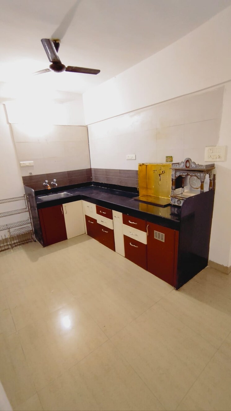 Kitchen, bhujbal-valay 2 Bedroom 950 Sq.Ft. Apartment In Hadapsar Pune 8119316