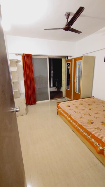 Bedroom in 2 BHK Apartment at Bhujbal Valay, Hadapsar – for Rent