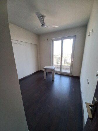 2 BHK Apartment For Rent in BPTP Discovery Park Sector 80 Faridabad  8119325