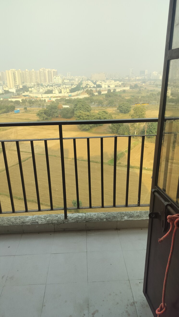 Balcony, signature-global-synera 1 Bedroom 432 Sq.Ft. Apartment In Sector 81 Gurgaon 8119336