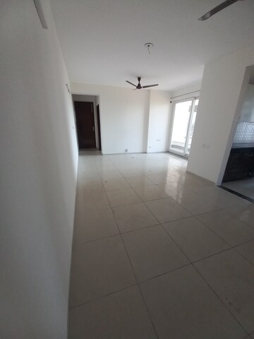 Bathroom in 3 BHK Apartment at BPTP Discovery Park, Sector 80 – for Rent
