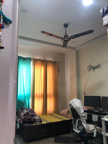 Master Bedroom in 3 BHK Builder Floor at Sector 23 – for Rent