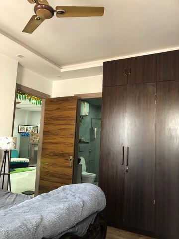 Bedroom in 3 BHK Builder Floor at Sector 23 – for Rent