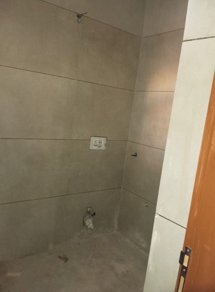 Bathroom, ambala highway 4 Bedroom 135 Sq.Yd. Independent House In Ambala Highway Zirakpur 8119375