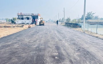Plot For Sale in Sultanpur Road