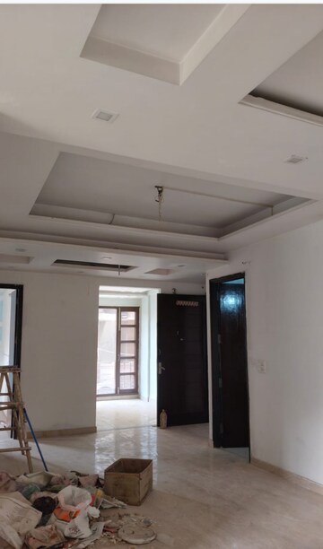 Building Lobby in 4 BHK Builder Floor at Ambala Highway – for Sale