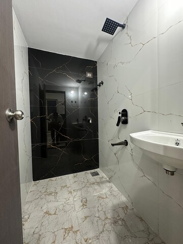 Bathroom in 3.5 BHK Apartment at Saish Elite, Dombivli East – for Sale