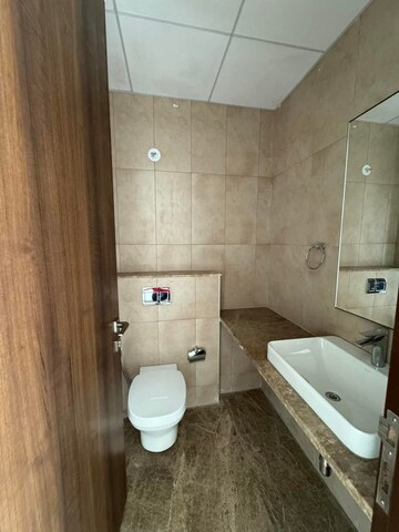 Bathroom in 2 BHK Apartment at Peninsula Salsette 27, Byculla – for Rent