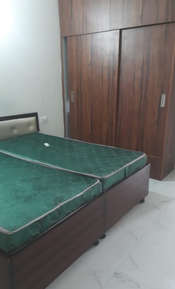 Bedroom in 3 BHK Builder Floor at Vip Road – for Rent