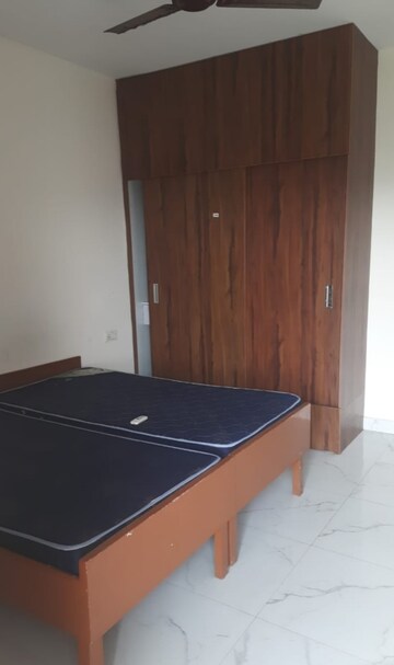 Bedroom in 3 BHK Builder Floor at Vip Road – for Rent