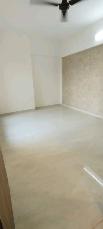 Room in 2 BHK Apartment at Rajesh Raj Infinia, Malad West – for Rent