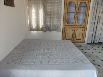 Bedroom in 2 BHK Villa at Shivalik Nagar – for Rent