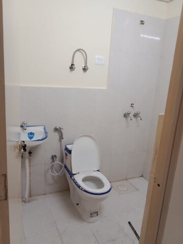 Bathroom in 2 BHK Apartment at Pyramid Elite, Sector 86 – for Rent