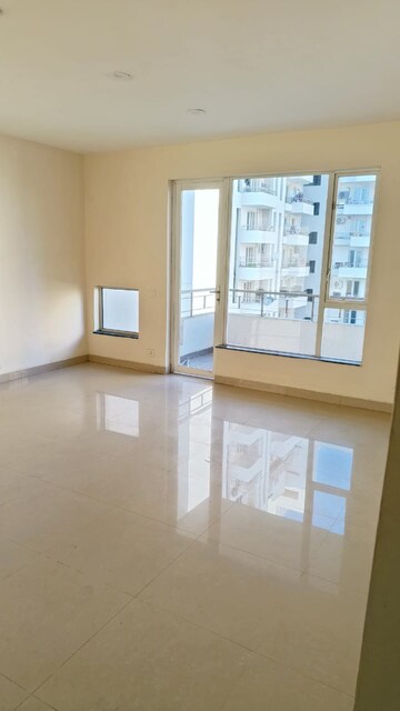 Room in 3 BHK Apartment at The Legend One, Sector 57 – for Rent