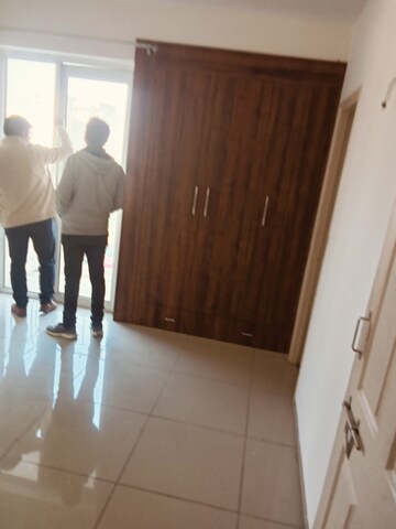 2 BHK Apartment For Rent in Wave Dream Homes, Wave City
