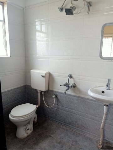 Bathroom in 2 BHK Apartment at Tingre Nagar – for Rent