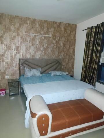 Bedroom in 3 BHK Apartment at Maxxus Elanza, International Airport Road – for Rent