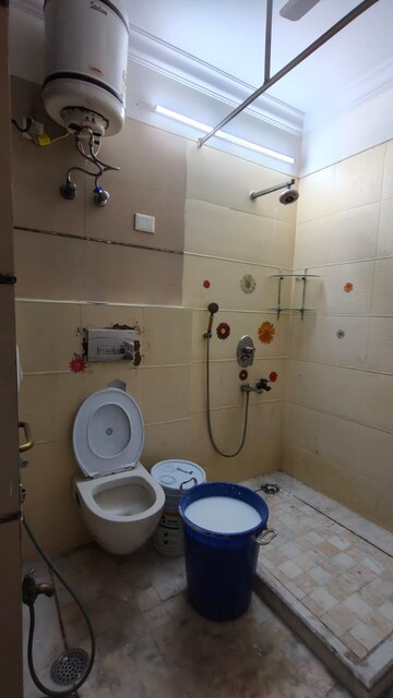 Bathroom in 3 BHK Independent House at RWA Apartments Sector 39, Sector 39 – for Rent