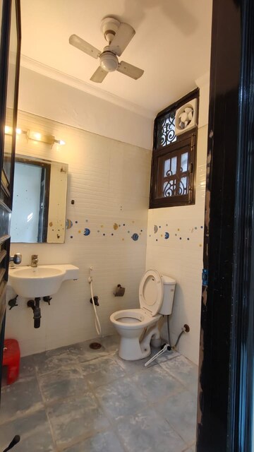 Bathroom in 3 BHK Independent House at RWA Apartments Sector 39, Sector 39 – for Rent