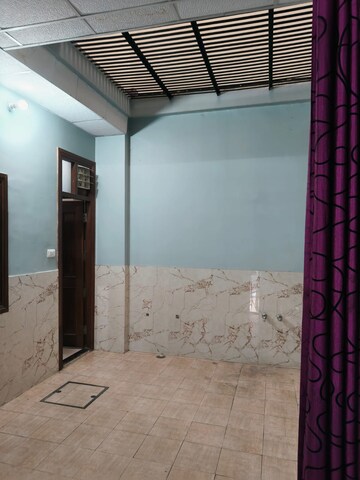 Building Lobby in 2 BHK Builder Floor at Indira Nagar – for Rent