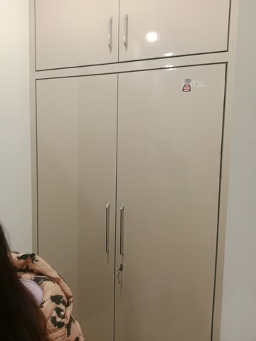Room in 1.5 BHK Builder Floor at Ansals Sushant City – for Rent