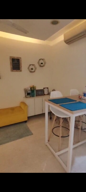 Team Area in 3 BHK Apartment at Lodha Fiorenza, Goregaon East – for Rent