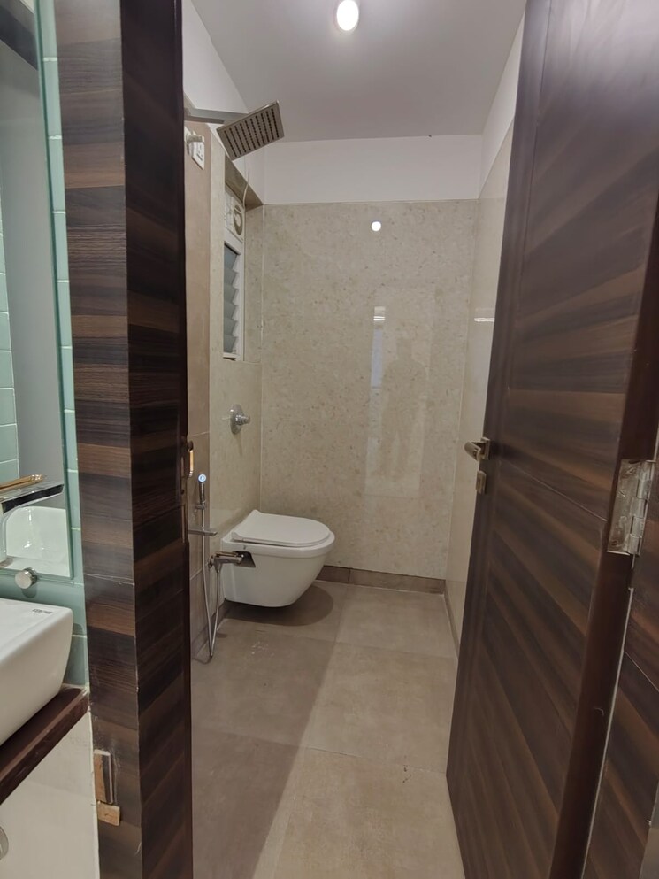 Bathroom, tharwani-sky-view 2 Bedroom 800 Sq.Ft. Builder Floor In Kharghar Navi Mumbai 8119744