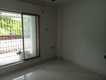 Master Bedroom in 2.5 BHK Apartment at Shreeji Enclave CHS, Sector 12 Kharghar – for Rent