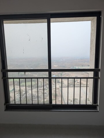 Room in 2 BHK Apartment at Dhanori – for Rent